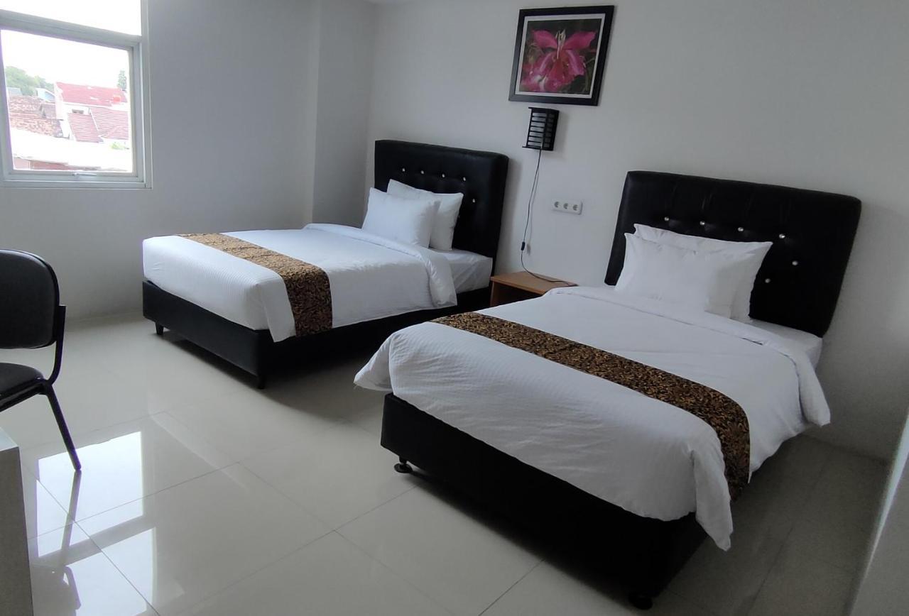 Gondowulung Golden Ganesha Hotel Yogyakarta By Ecommerceloka מראה חיצוני תמונה