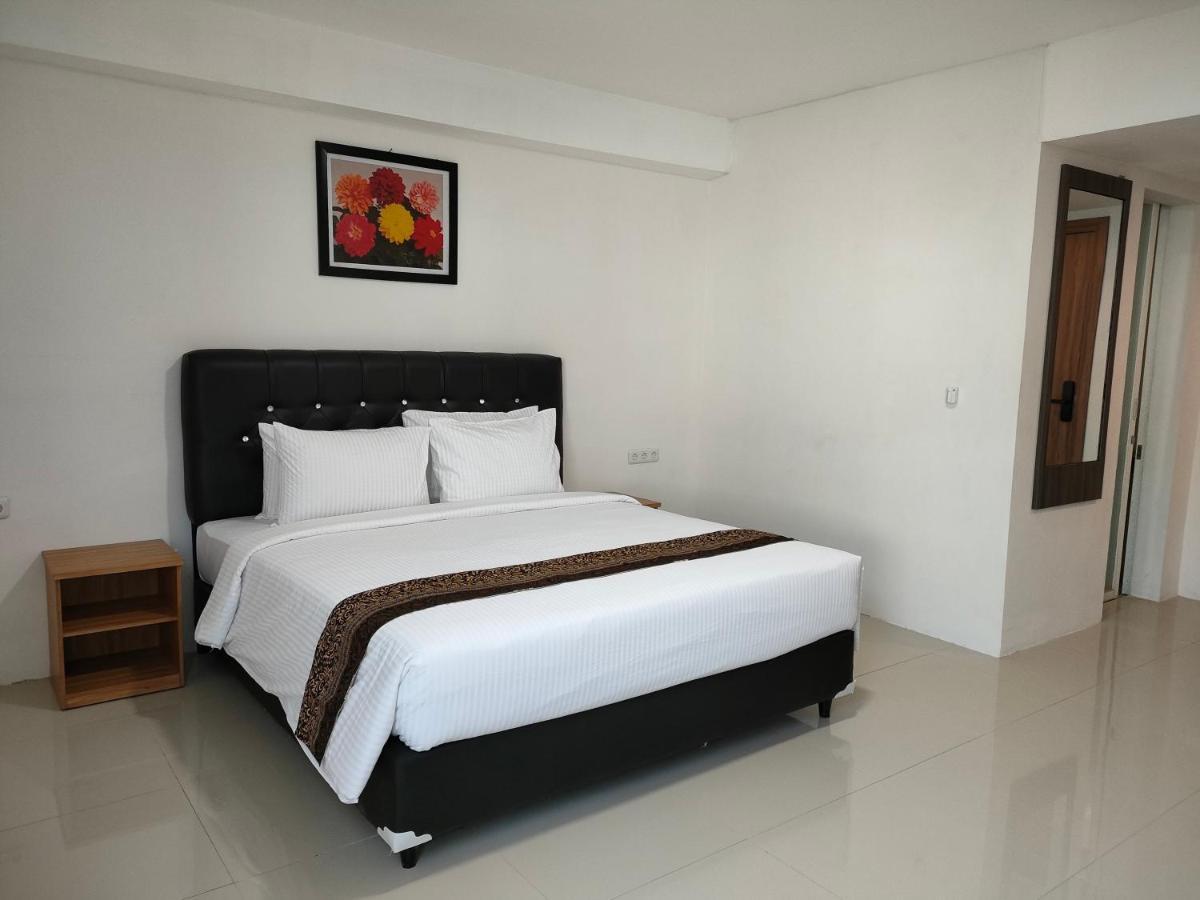 Gondowulung Golden Ganesha Hotel Yogyakarta By Ecommerceloka מראה חיצוני תמונה